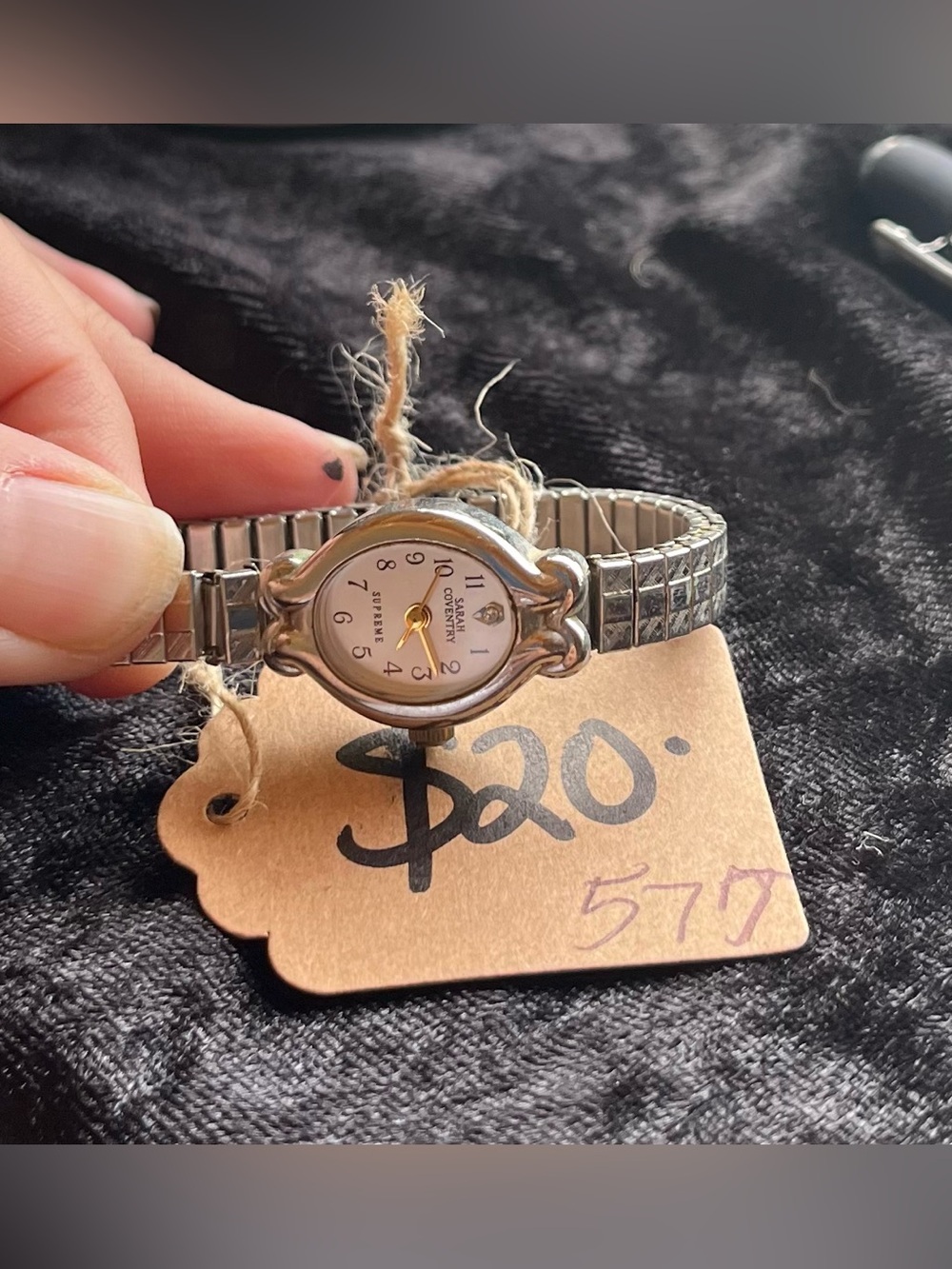 Vintage Sarah Coventry Silver-Tone Diamond Women's Stretch Bracelet Watch Silver